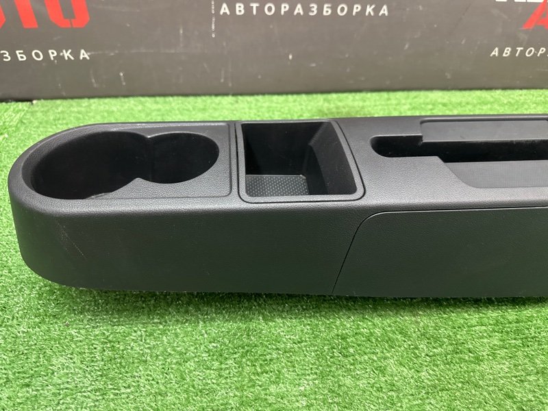 Консоль центральная Skoda Rapid 2 2021 NK6