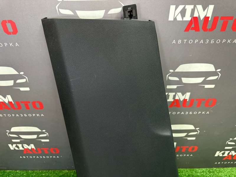 Накладка центральной стойки нижняя Skoda Rapid 2 2021 NK6