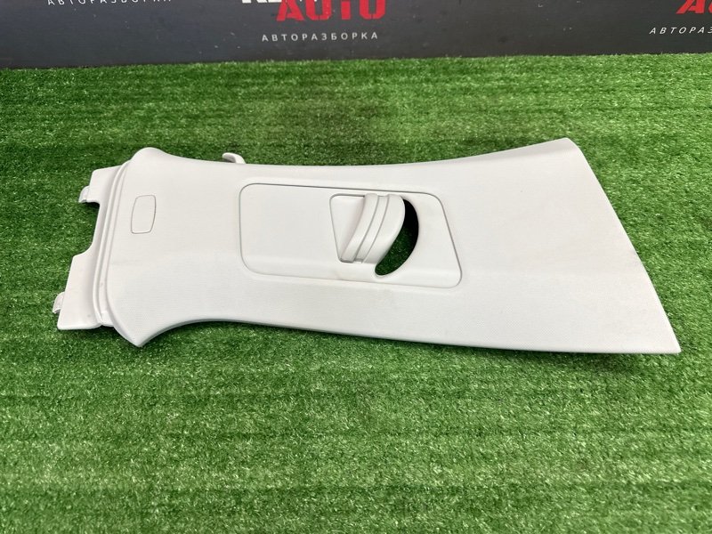 Накладка центральной стойки верхняя Skoda Rapid 2 2021 NK6