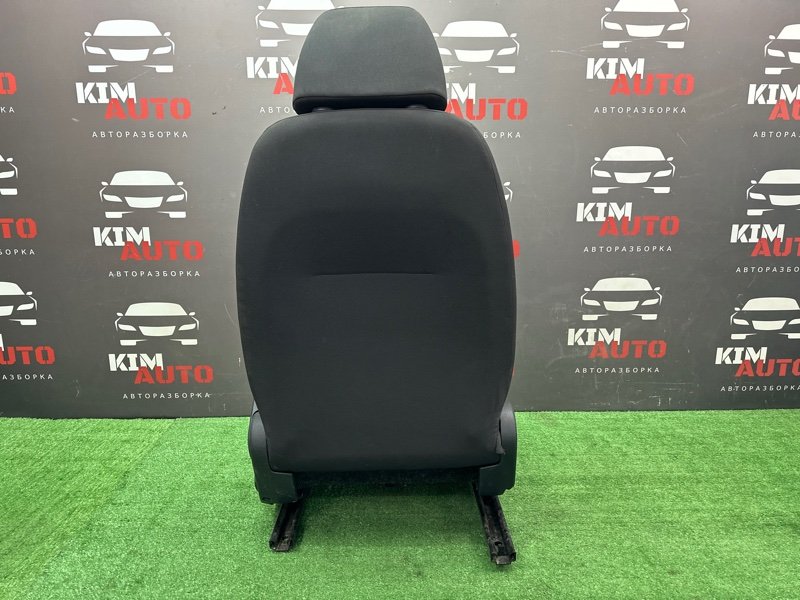 Сиденье переднее Skoda Rapid 2 2021 NK6