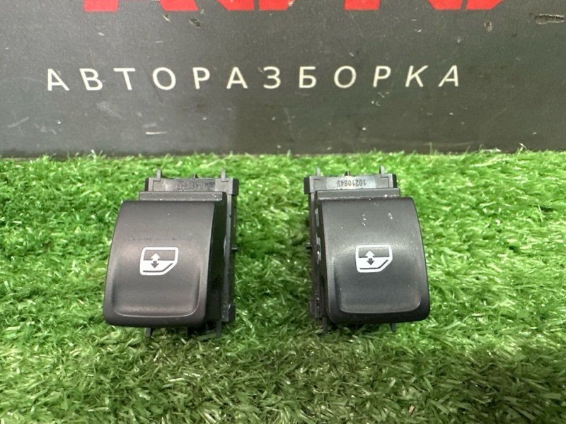 Кнопка стеклоподъемника Skoda Rapid 2 2021 NK6