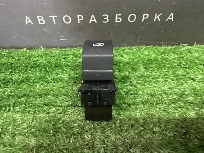 Кнопка стеклоподъемника Skoda Rapid 2 2021 NK6