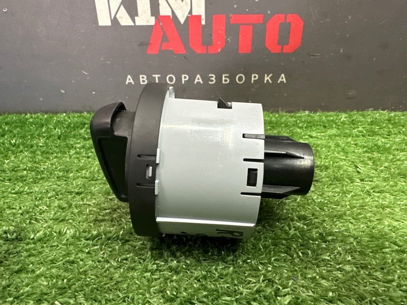 Блок управления светом Skoda Rapid 2 2021 NK6