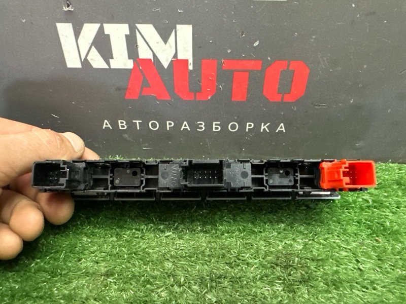 Блок кнопок центральной консоли Skoda Rapid 2 2021 NK6