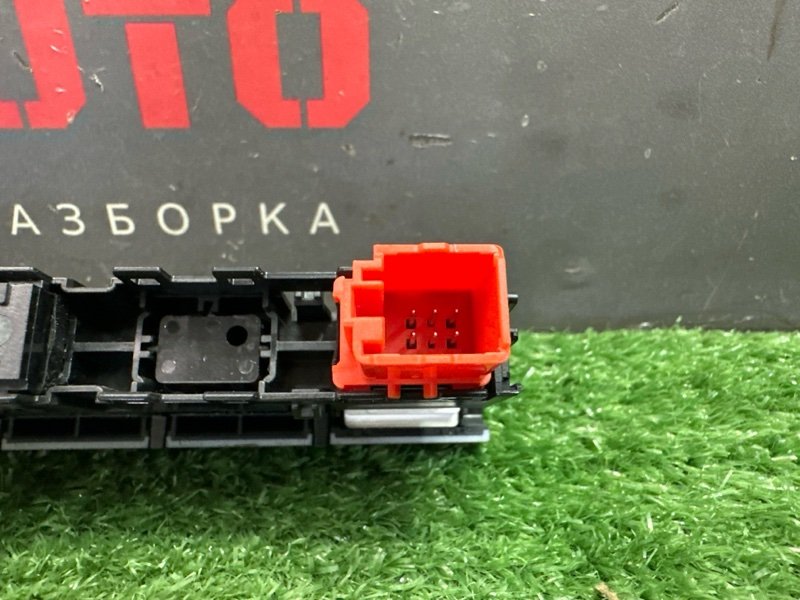 Блок кнопок центральной консоли Skoda Rapid 2 2021 NK6