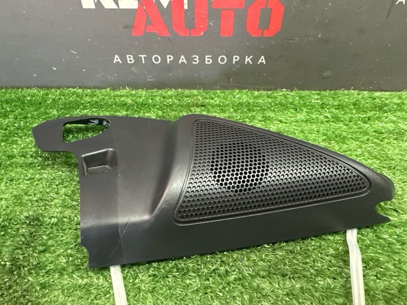 Накладка зеркала внутренняя(уголок) Skoda Rapid 2 2021 NK6