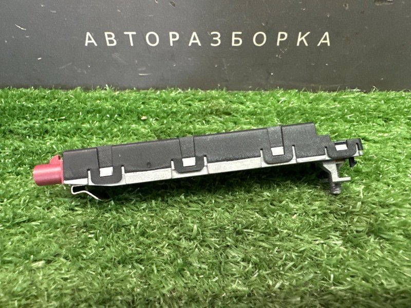 Усилитель антенны Skoda Rapid 2 2021 NK6