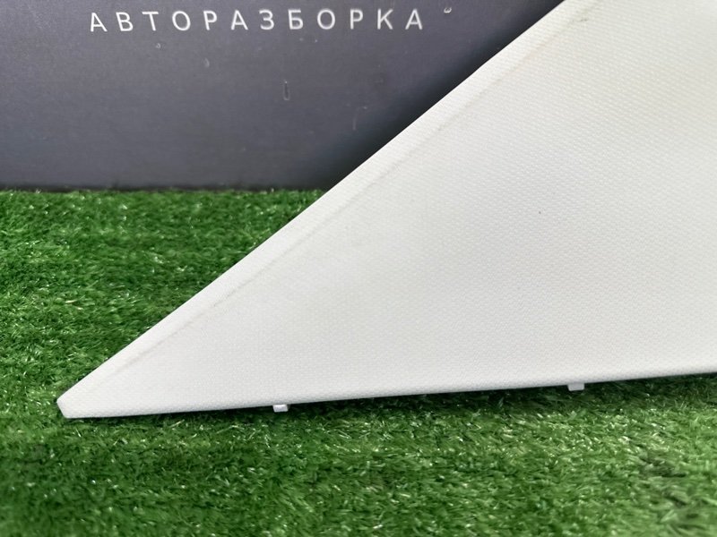 Накладка стойки кузова Skoda Rapid 2 2021 NK6