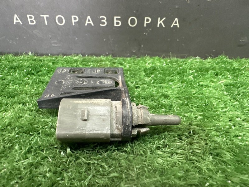 Датчик наружной температуры Skoda Rapid 2 2021 NK6