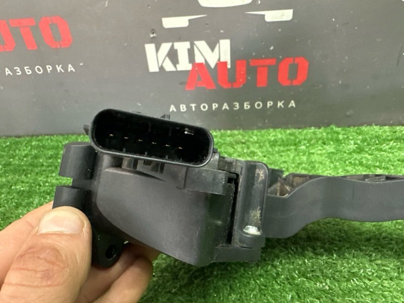 Педаль газа электронная Skoda Rapid 2 2021 NK6
