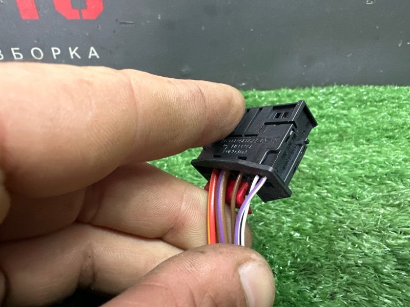 Проводка двери Skoda Rapid 2 2021 NK6