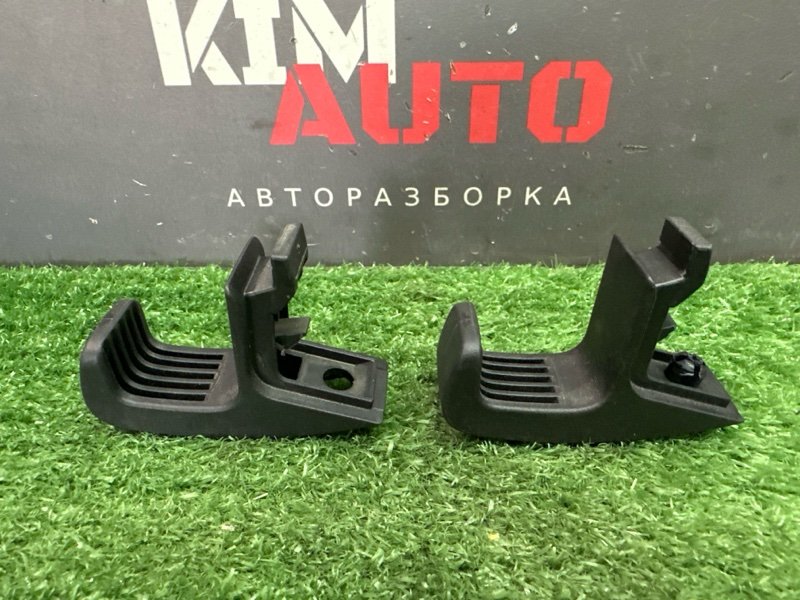 Крючок багажника Skoda Rapid 2 2021 NK6