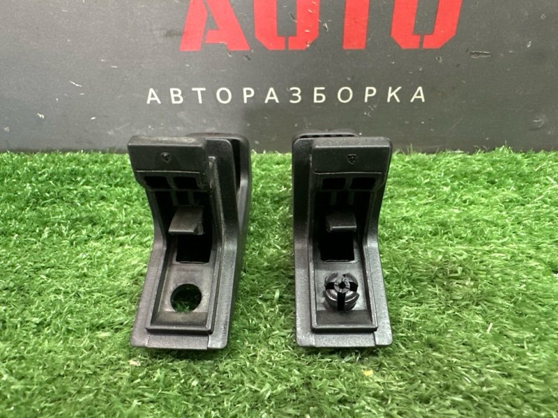 Крючок багажника Skoda Rapid 2 2021 NK6