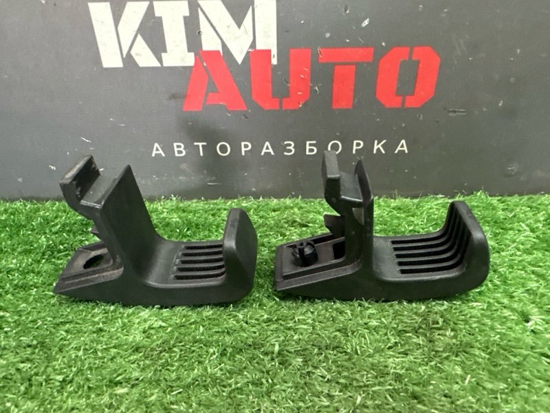 Крючок багажника Skoda Rapid 2 2021 NK6
