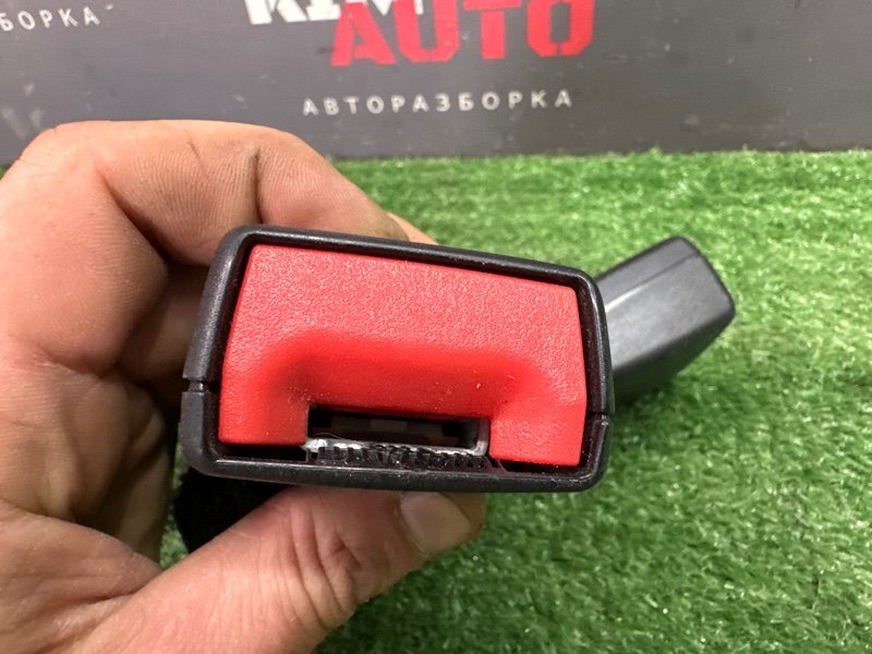 Замок ремня безопасности(двойной) Skoda Rapid 2 2021 NK6