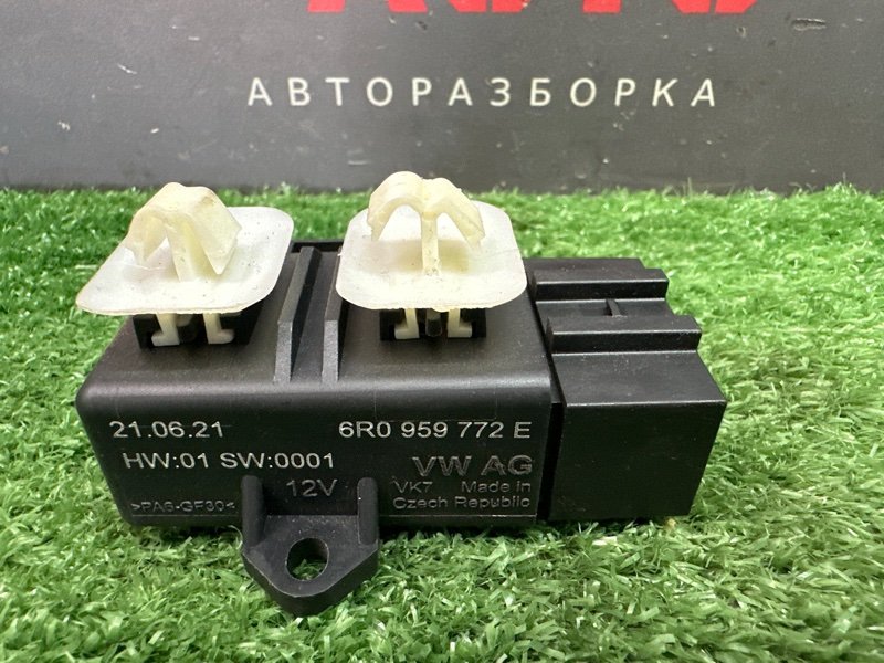 Блок управления подогревом сидений Skoda Rapid 2 2021 NK6