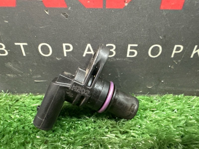 Датчик распредвала Skoda Rapid 2 2021 NK6