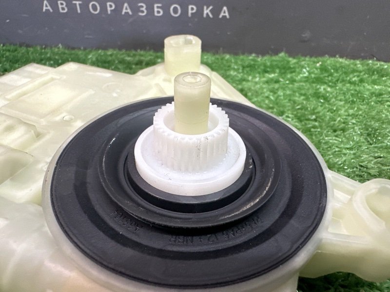 Мотор стеклоподъемника Skoda Rapid 2 2021 NK6