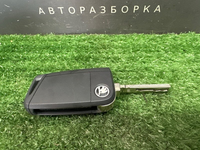 Замок зажигания, личинка двери и ключ Skoda Rapid 2 2021 NK6