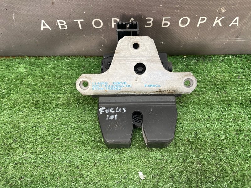 Замок крышки багажника Ford Focus 2 2008 CB