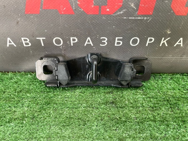 Ответная часть замка багажника Ford Focus 2 2008 CB