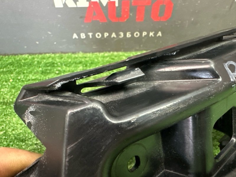 Кронштейн бампера Skoda Rapid 2 2021 NK6
