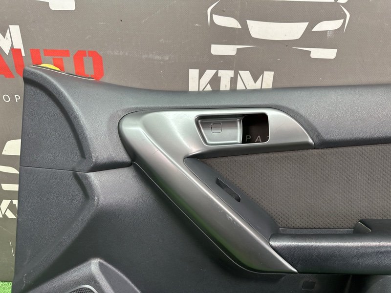 Обшивка двери Kia Cerato 2 2011 TD