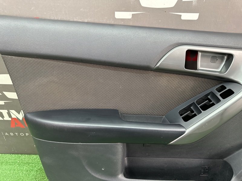 Обшивка двери Kia Cerato 2 2011 TD