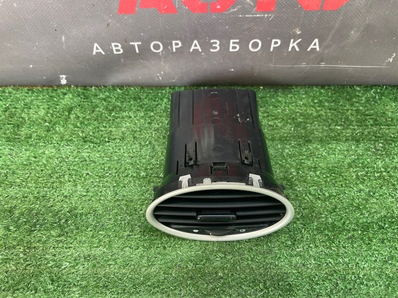 Дефлектор отопителя Ford Focus 2 2008 CB