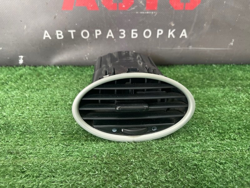 Дефлектор отопителя Ford Focus 2 2008 CB