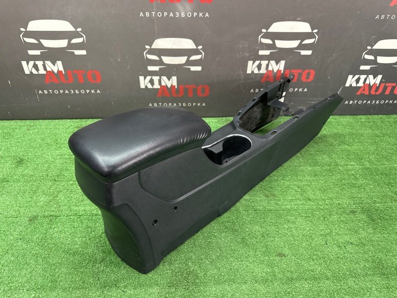 Центральная Консоль с подлокотником Kia Cerato 2 2011 TD