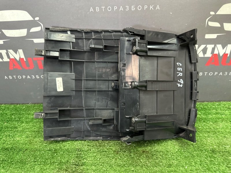 Накладка торпедо с часами Kia Cerato 2 2011 TD
