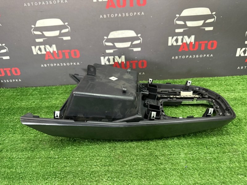 Накладка консоли АКПП Kia Cerato 2 2011 TD