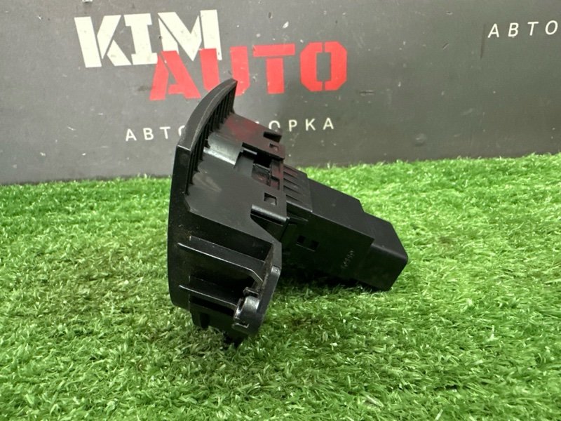 Кнопка аварийной сигнализации Kia Cerato 2 2011 TD