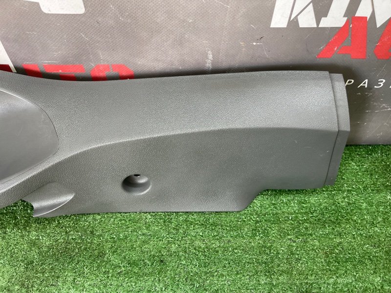 Накладка стойки кузова Ford Focus 2 2008 CB