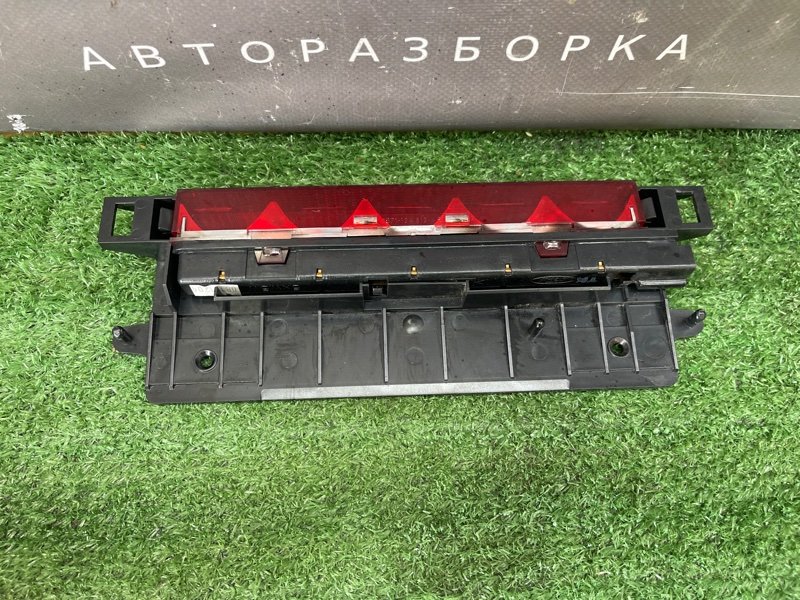 Стоп-сигнал дополнительный Ford Focus 2 2008 CB