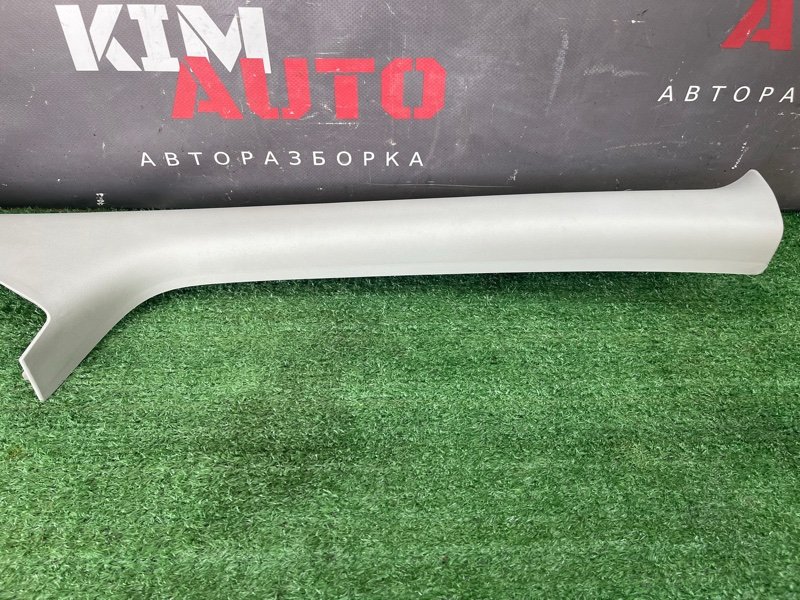 Накладка стойки лобового стекла Ford Focus 2 2008 CB
