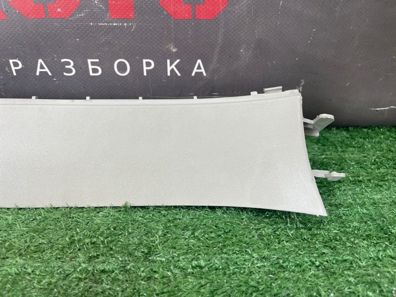 Накладка стойки кузова Ford Focus 2 2008 CB