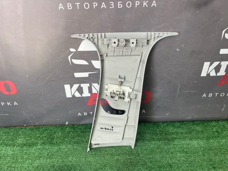 Накладка центральной стойки верхняя Ford Focus 2 2008 CB