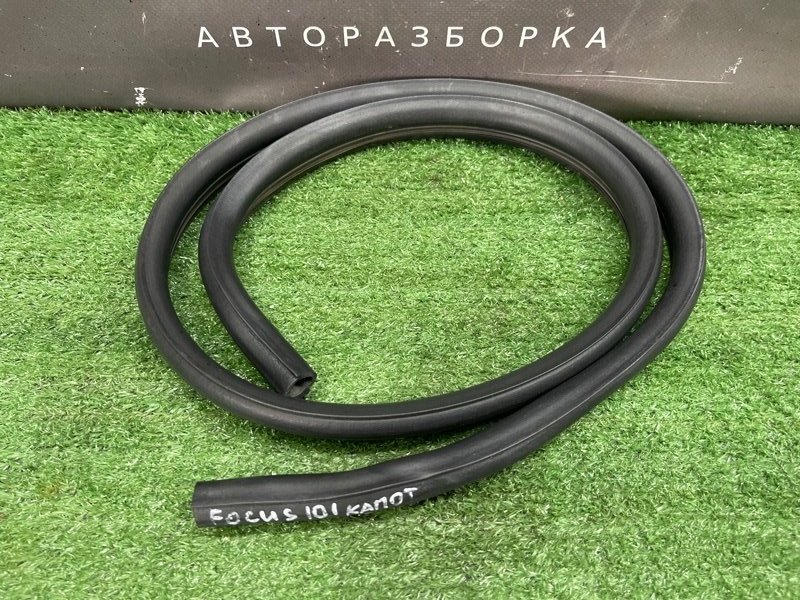 Уплотнитель капота Ford Focus 2 2008 CB