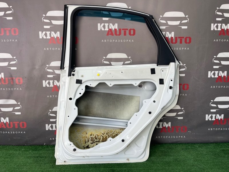 Дверь Ford Focus 2 2008 CB
