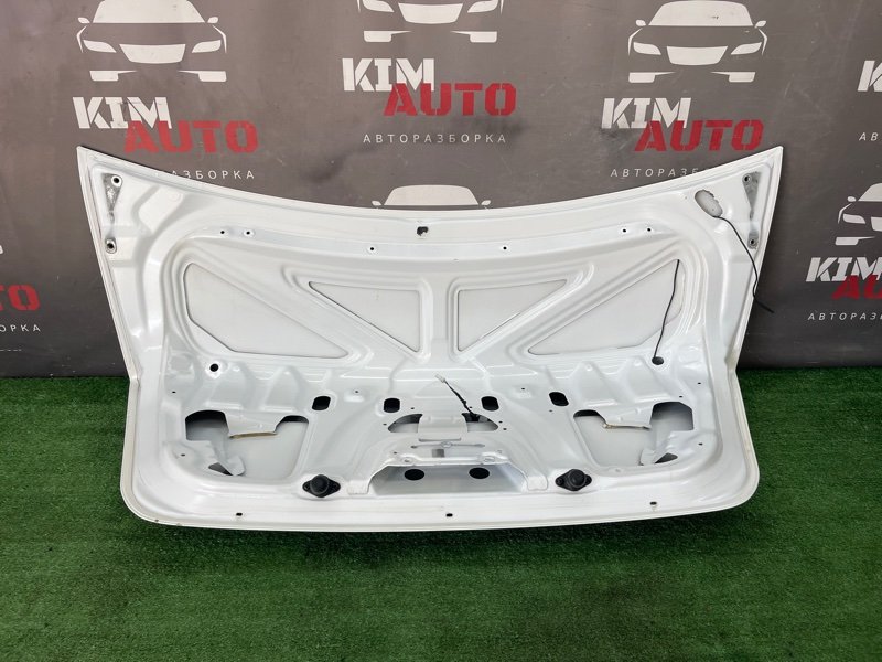 Крышка багажника Ford Focus 2 2008 CB