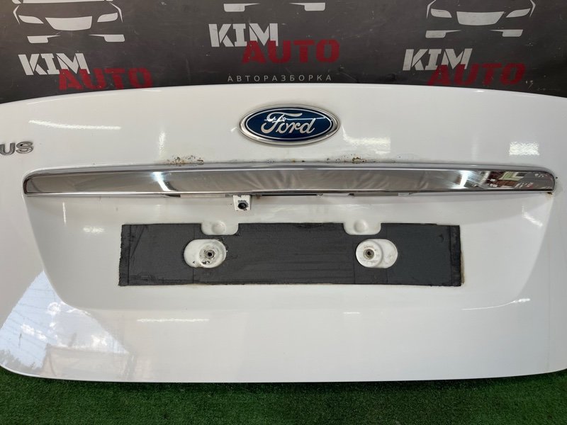 Крышка багажника Ford Focus 2 2008 CB
