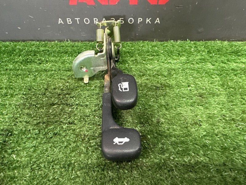 Ручка открывания бензобака и багажника Kia Cerato 2 2011 TD