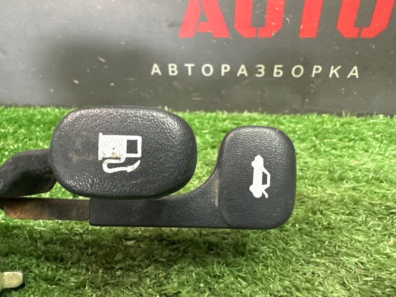 Ручка открывания бензобака и багажника Kia Cerato 2 2011 TD