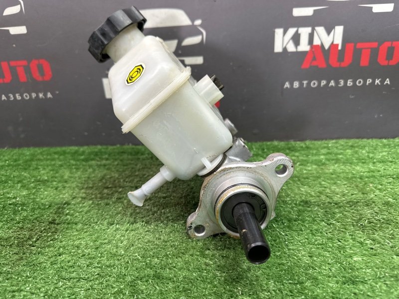 Главный тормозной цилиндр Kia Cerato 2 2011 TD