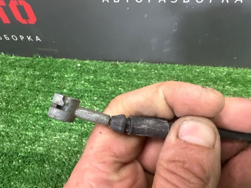 Замок капота с тросиком Kia Cerato 2 2011 TD