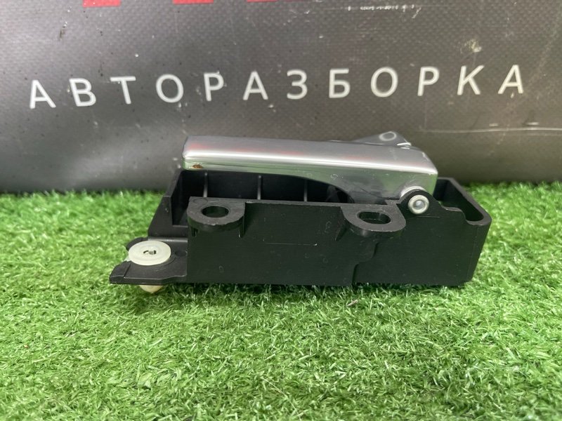 Ручка двери внутренняя Ford Focus 2 2008 CB