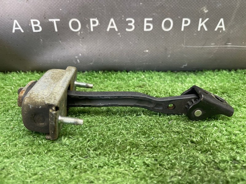 Ограничитель двери Ford Focus 2 2008 CB