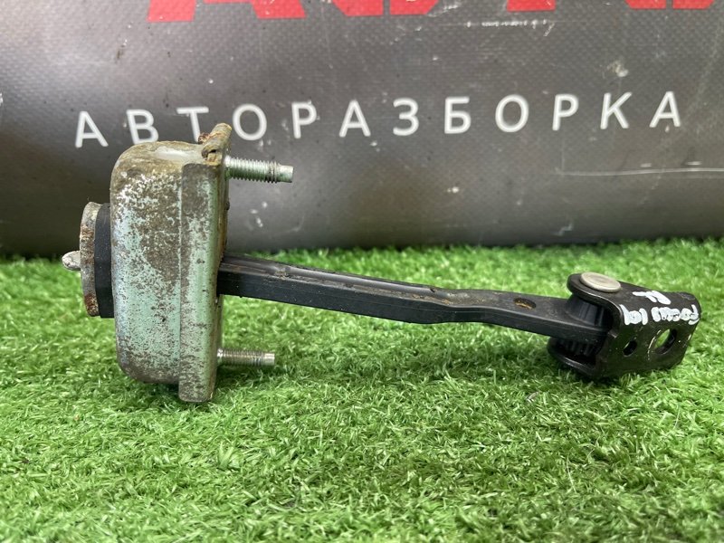 Ограничитель двери Ford Focus 2 2008 CB